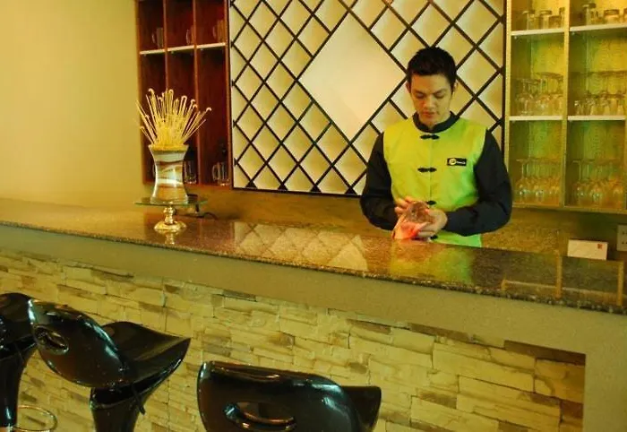 M Chereville Hotel Manille