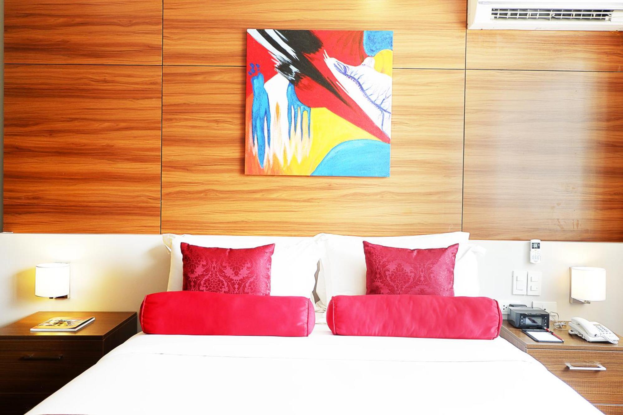 One-Bedroom Suite