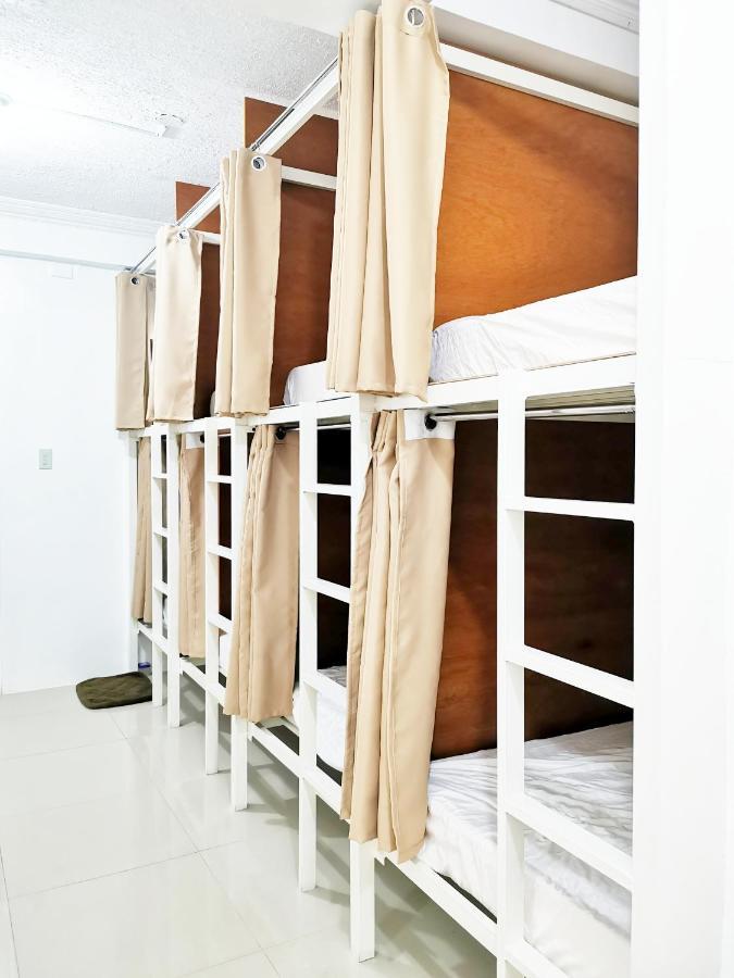 Bed 8-Bed Mixed Dormitory Room