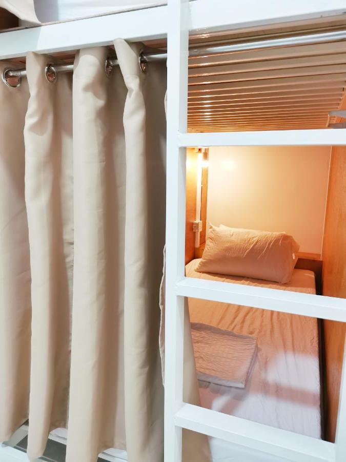 Bed 8-Bed Mixed Dormitory Room
