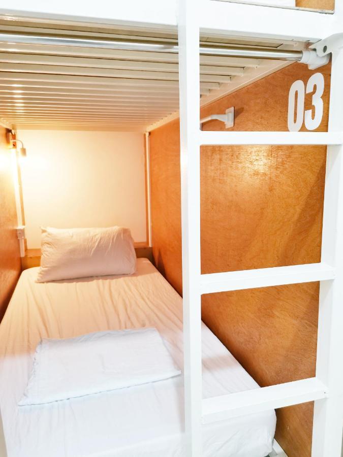 Bed 8-Bed Mixed Dormitory Room