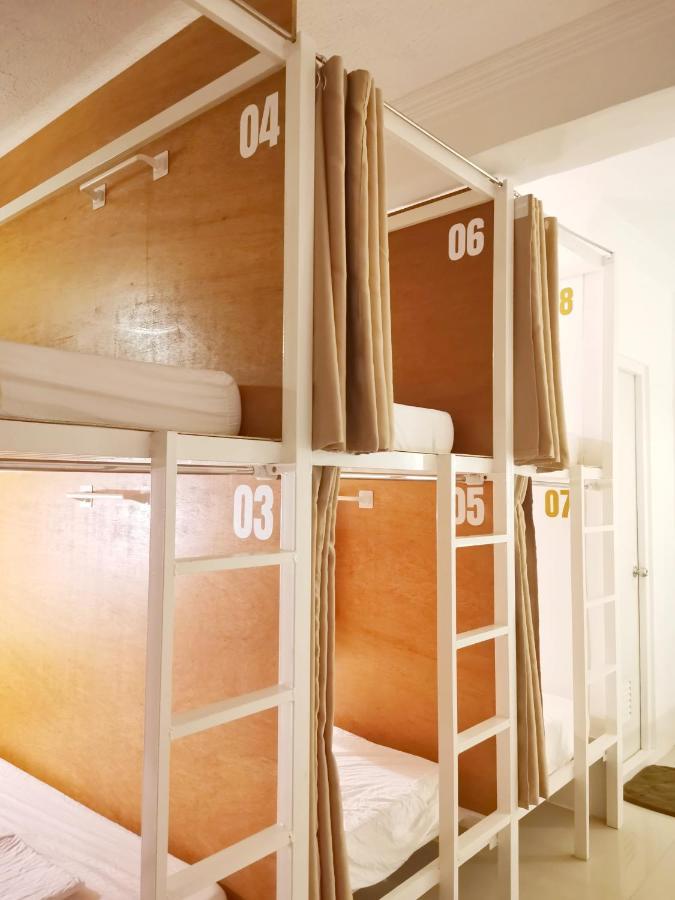 Bed 8-Bed Mixed Dormitory Room