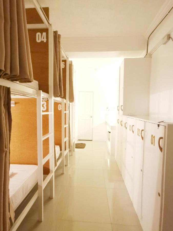 Bed 8-Bed Mixed Dormitory Room