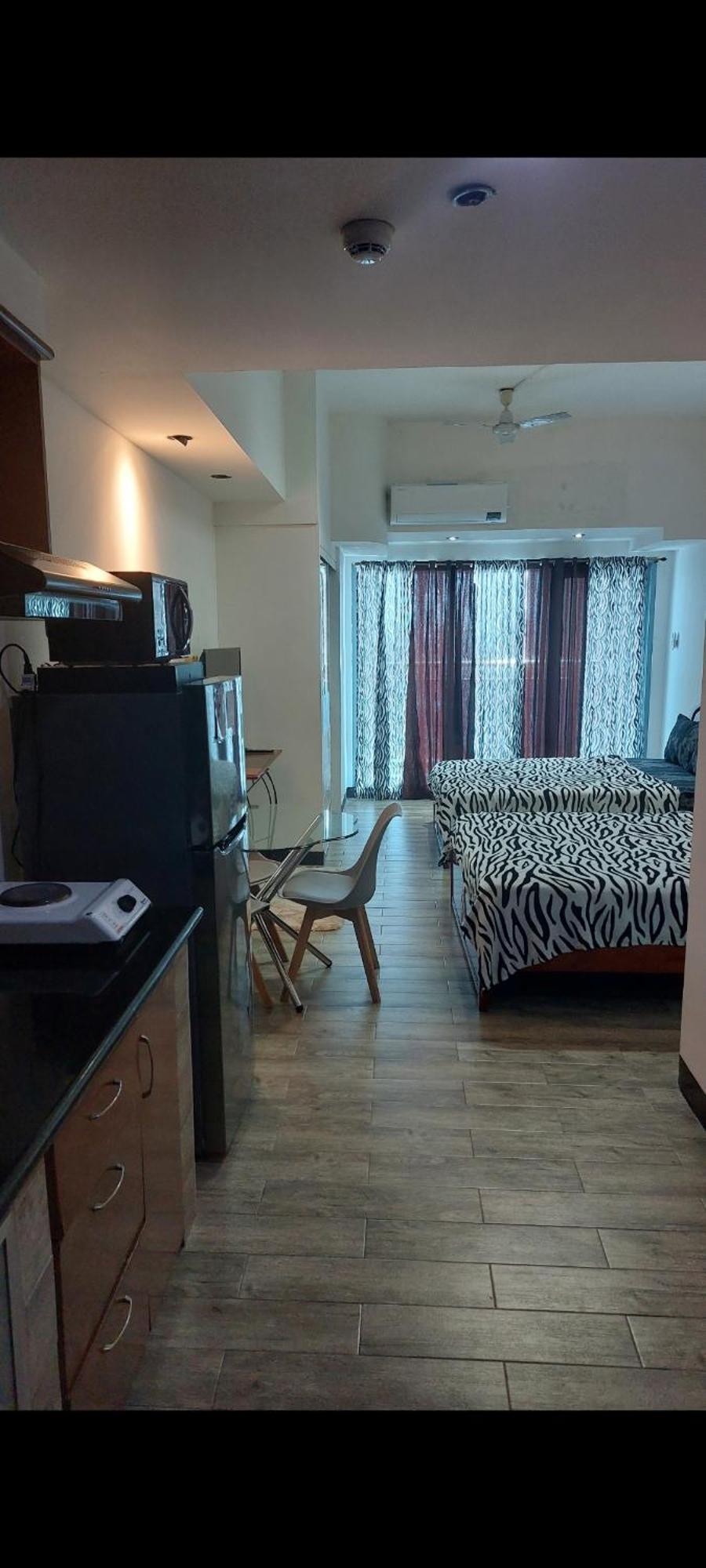 Studio Balcony