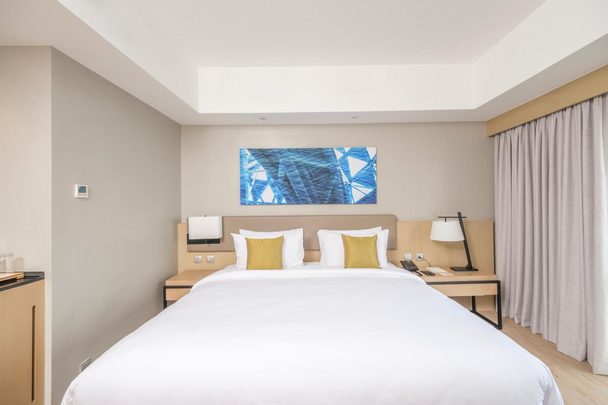 1 King Bed Standard Room