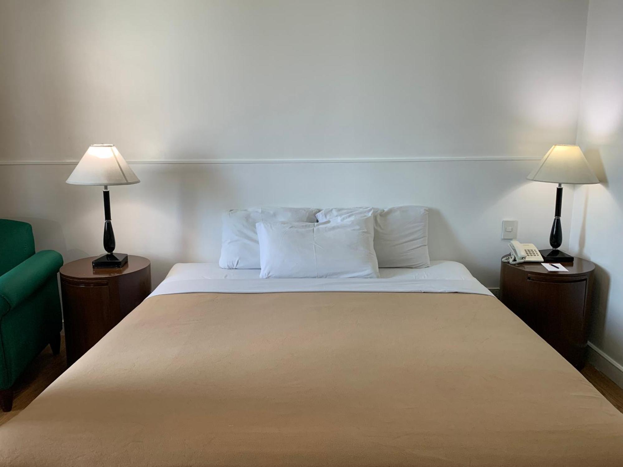 Superior King Room