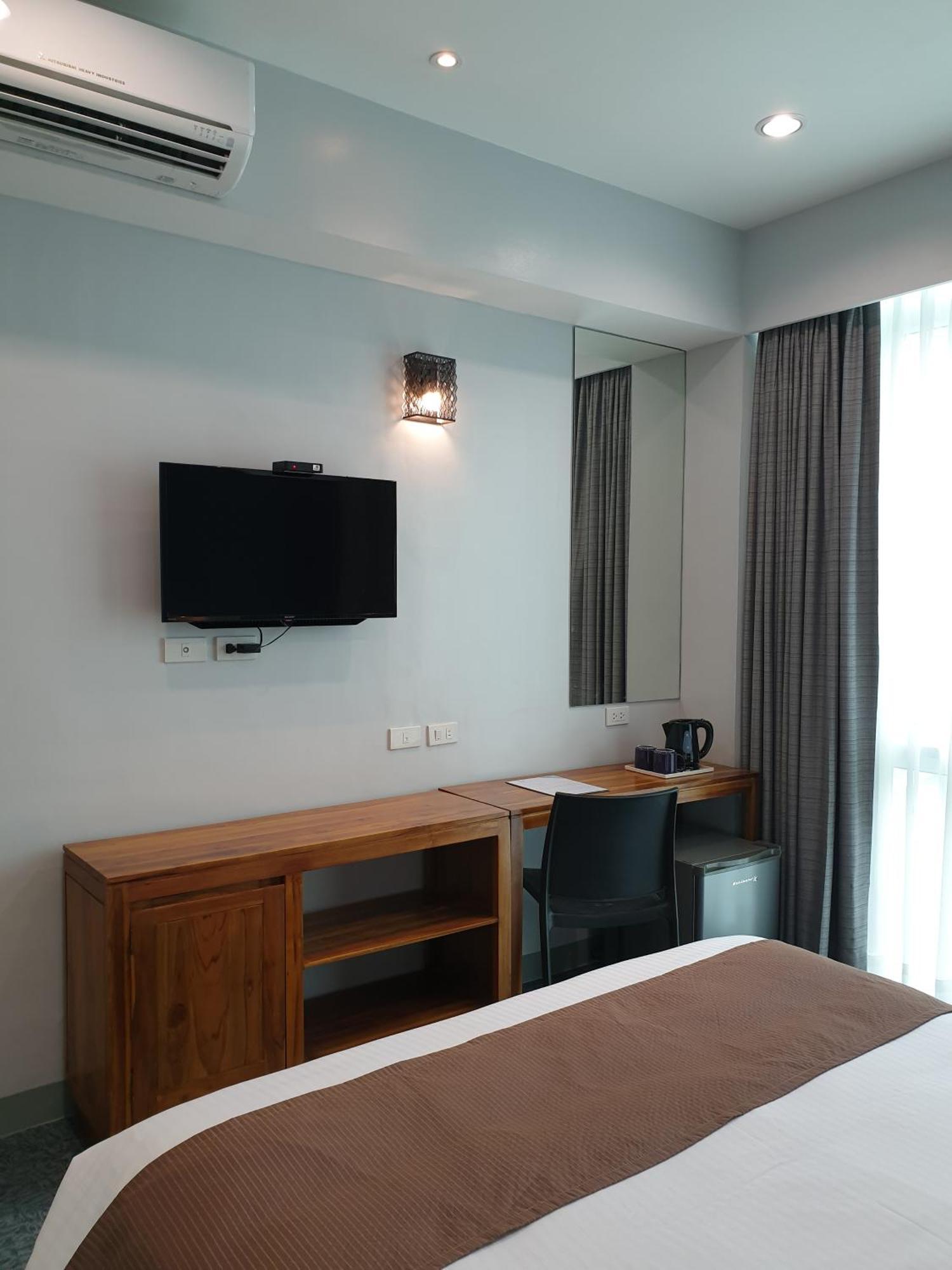Large Double Room