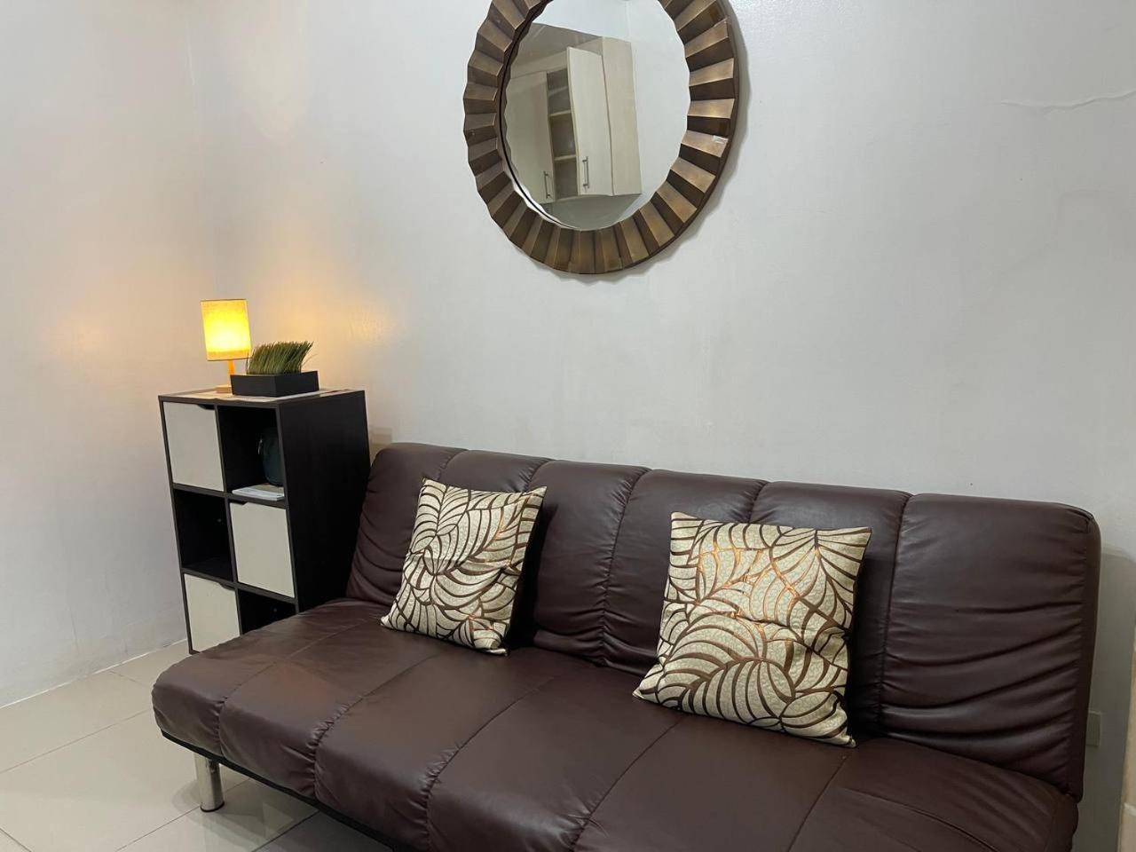 Deluxe Queen Suite