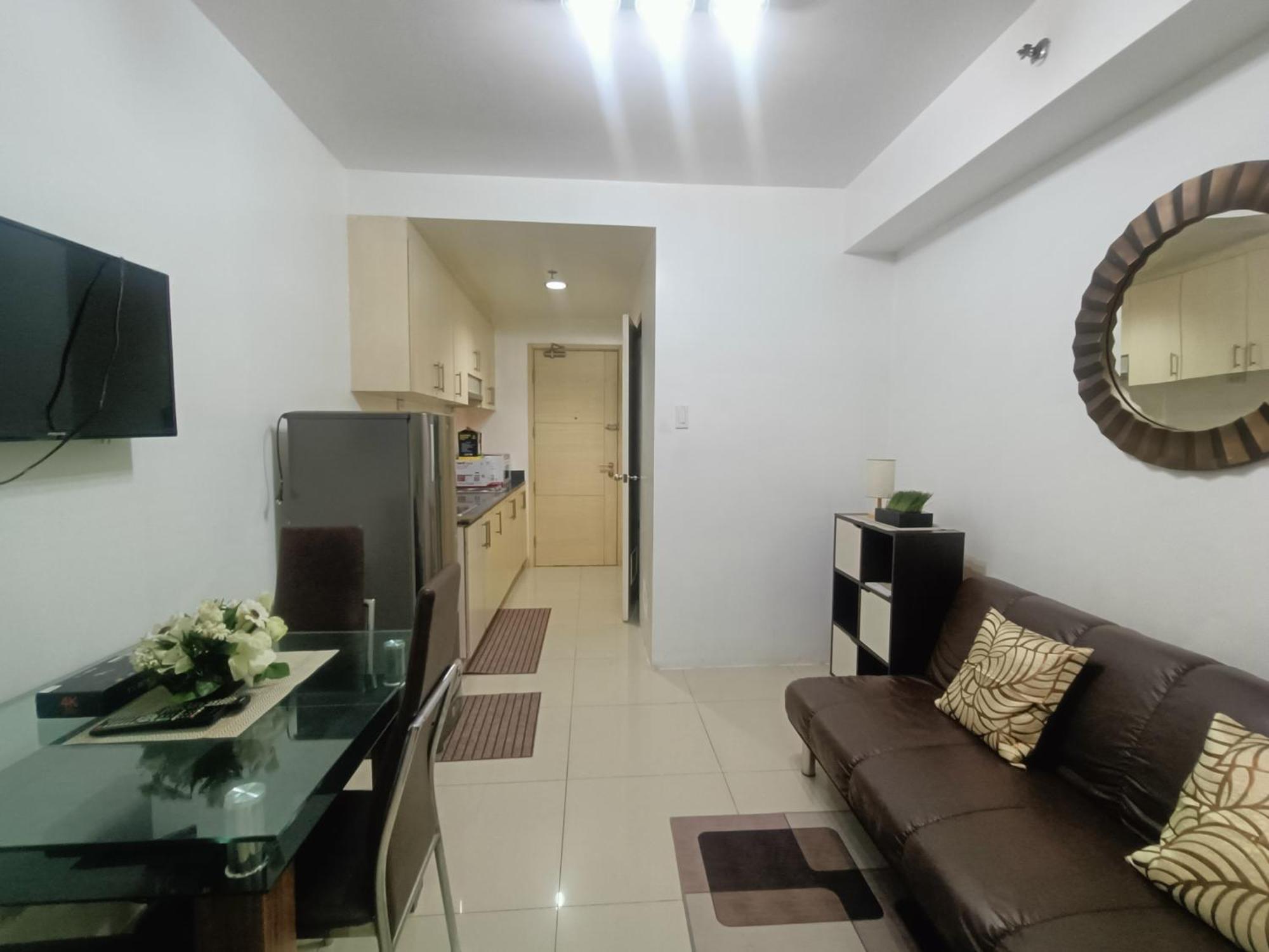 Deluxe Queen Suite