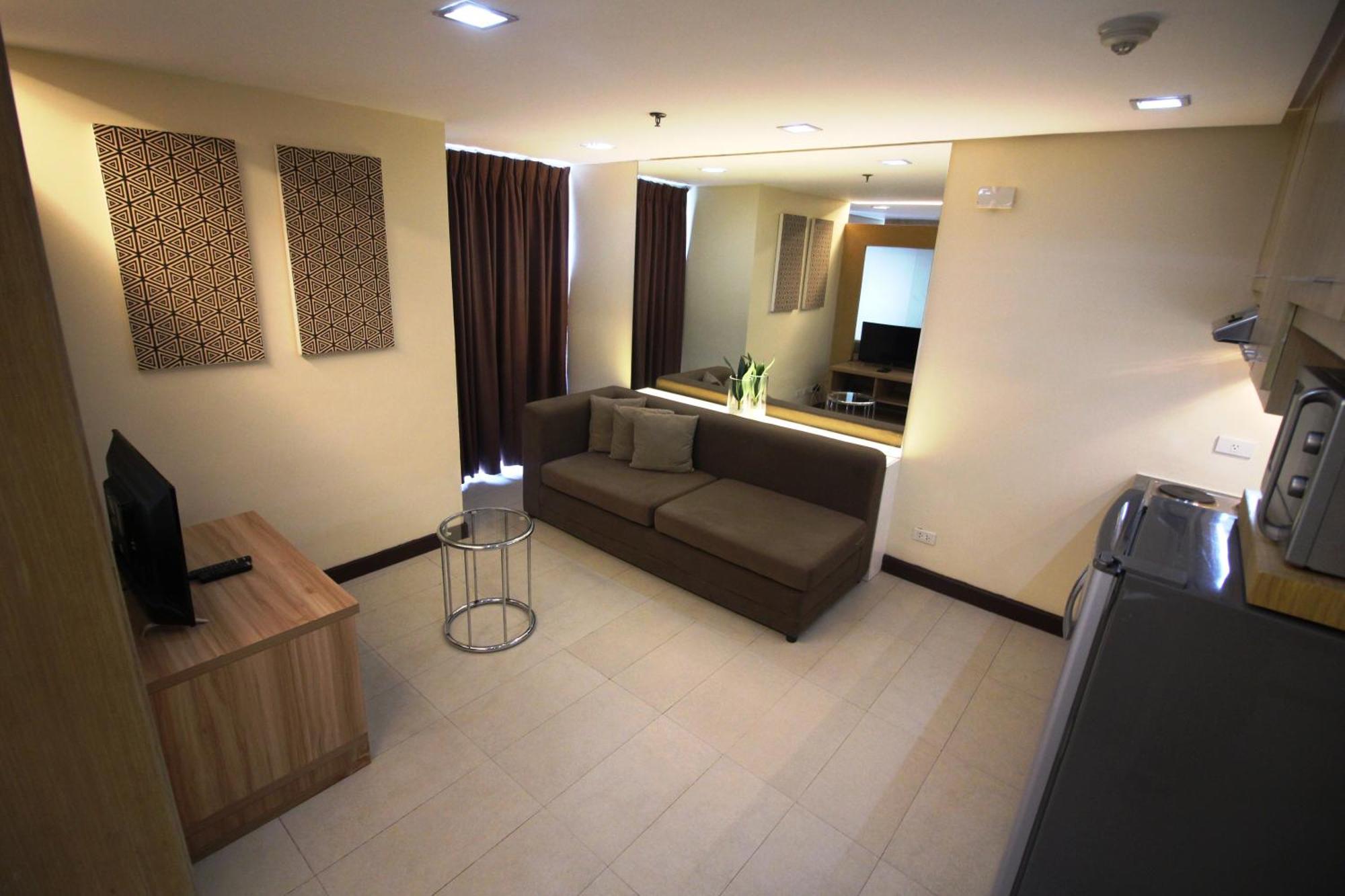One-Bedroom Suite