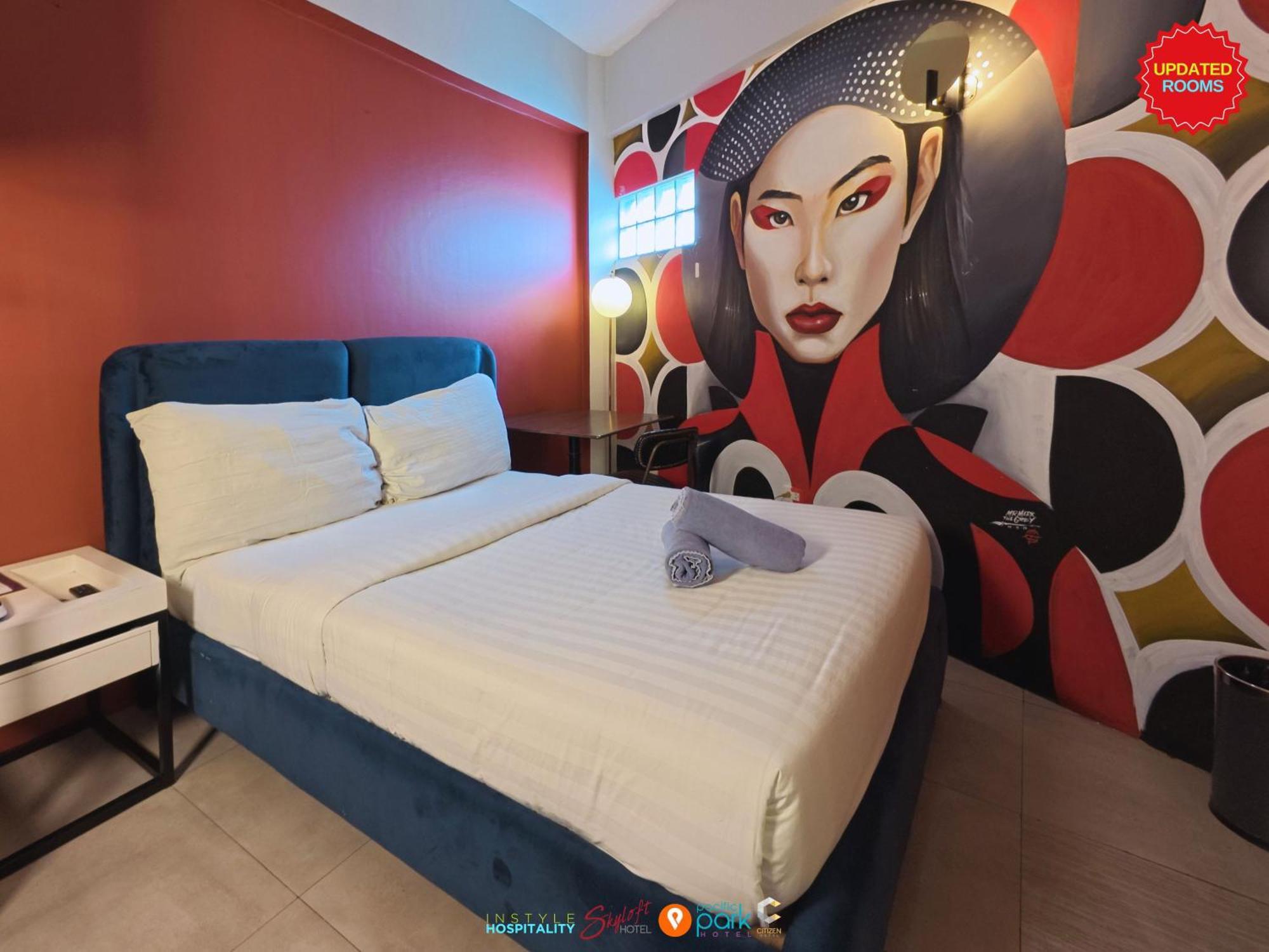 Deluxe Queen Room