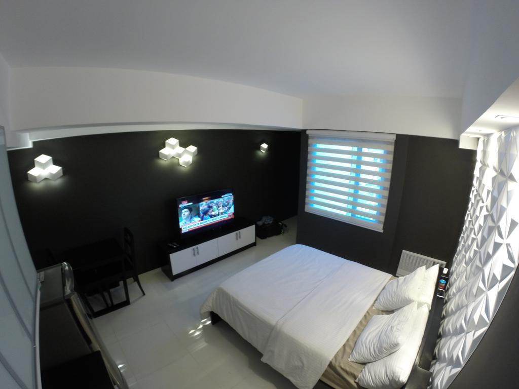 Boutique rooms unit 1919