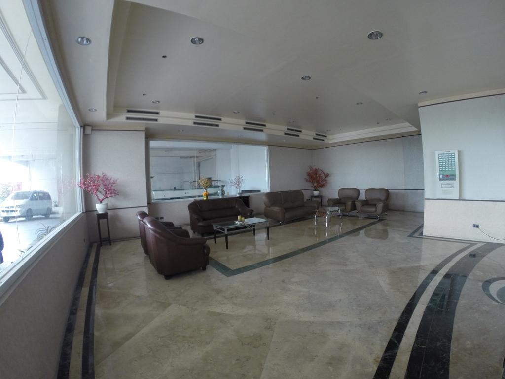 Boutique rooms unit 1919