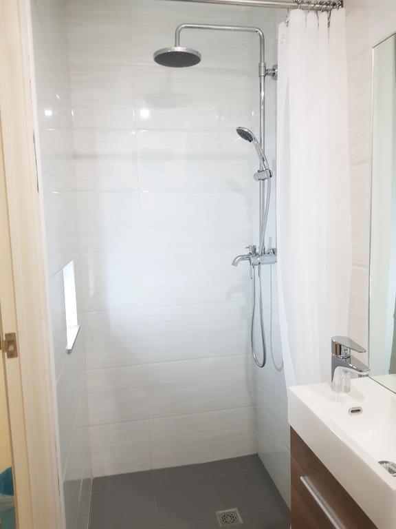 Triple Room Bathroom
