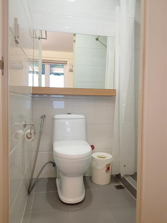 Twin Room Bath