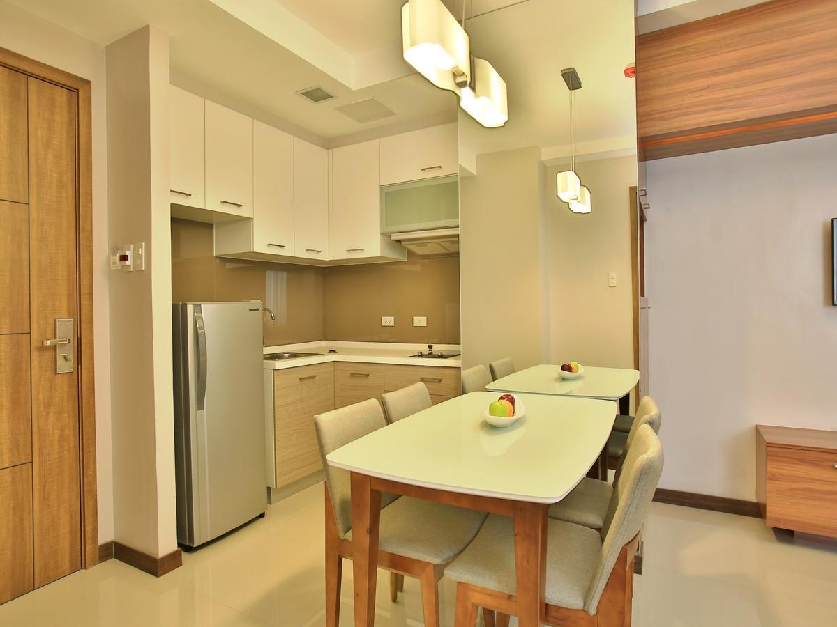 Premier One-Bedroom Apartment