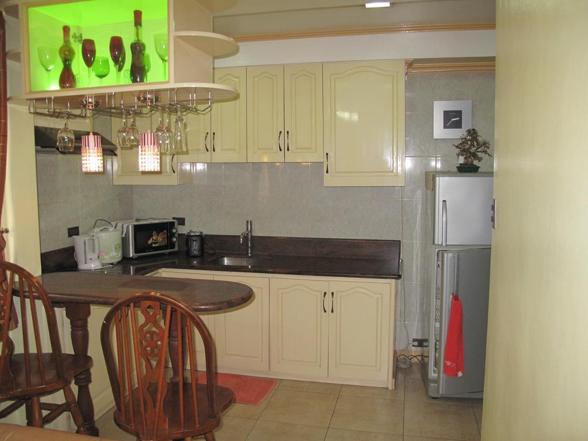 Apartment 802