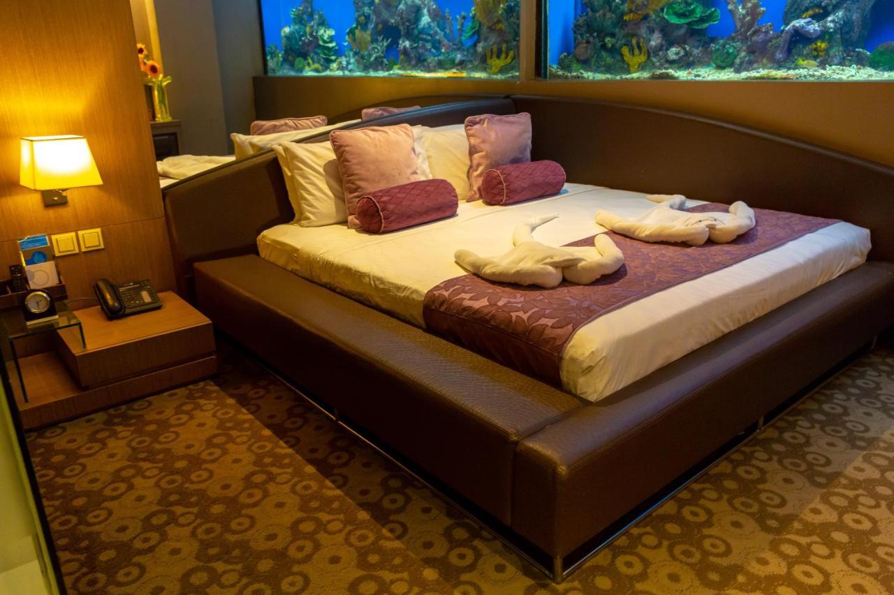 Aqua Double Room