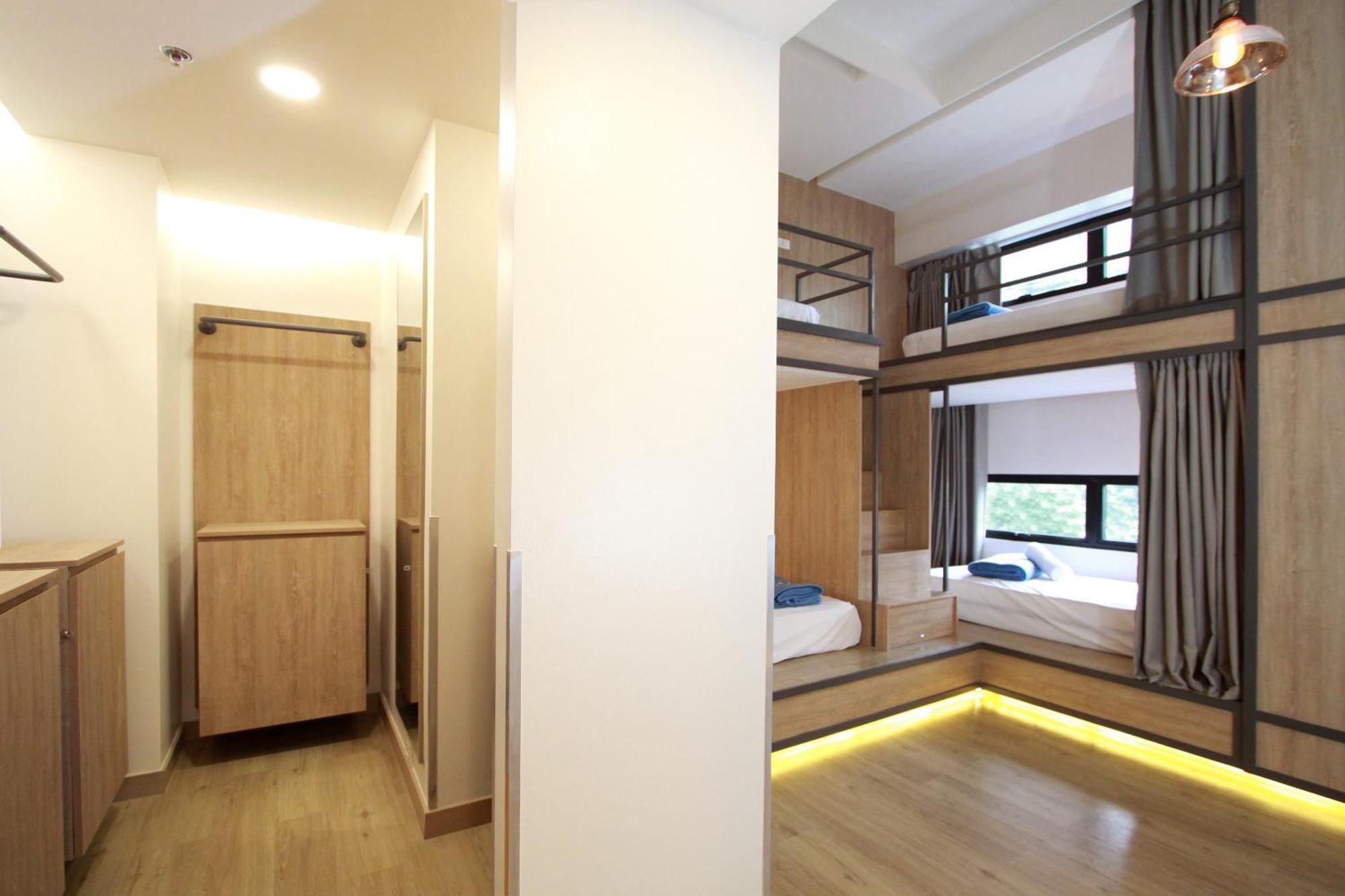 Bed 8-Bed Mixed Dormitory Room