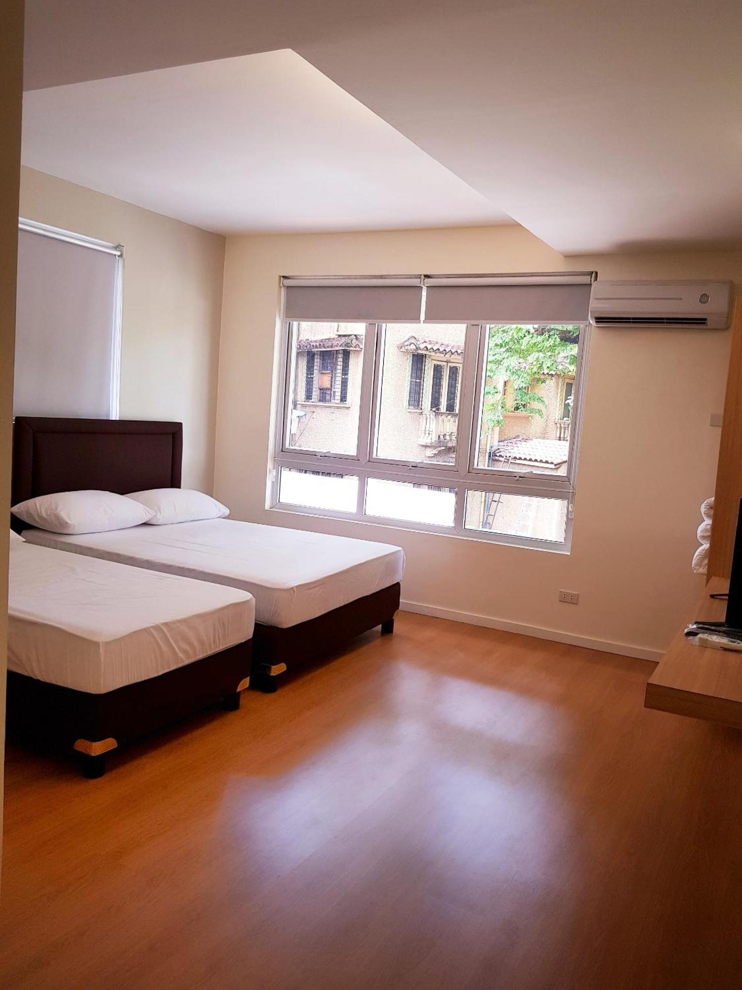 Triple Room Bathroom