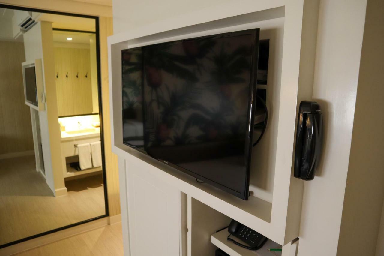 Family Room B