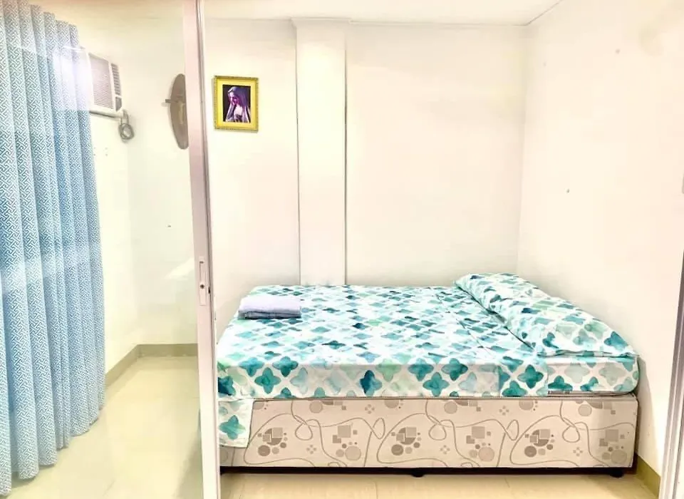 Cozy Central - Near Arca South Signal Taguig-1