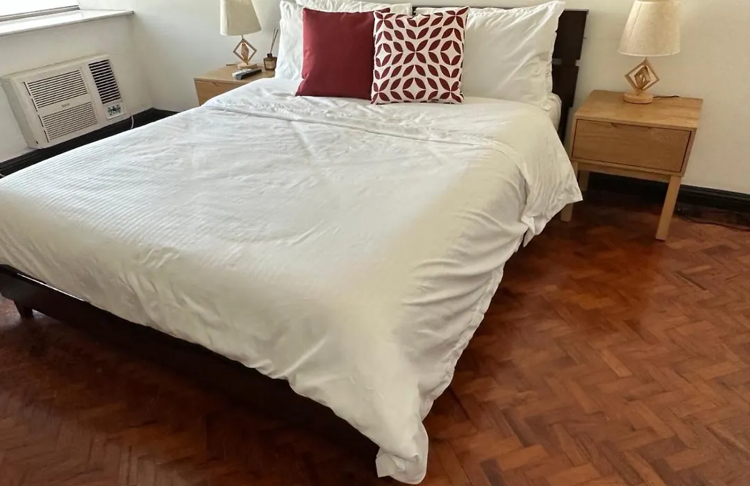 Suites De Marina Manila 2 With Netflix-1