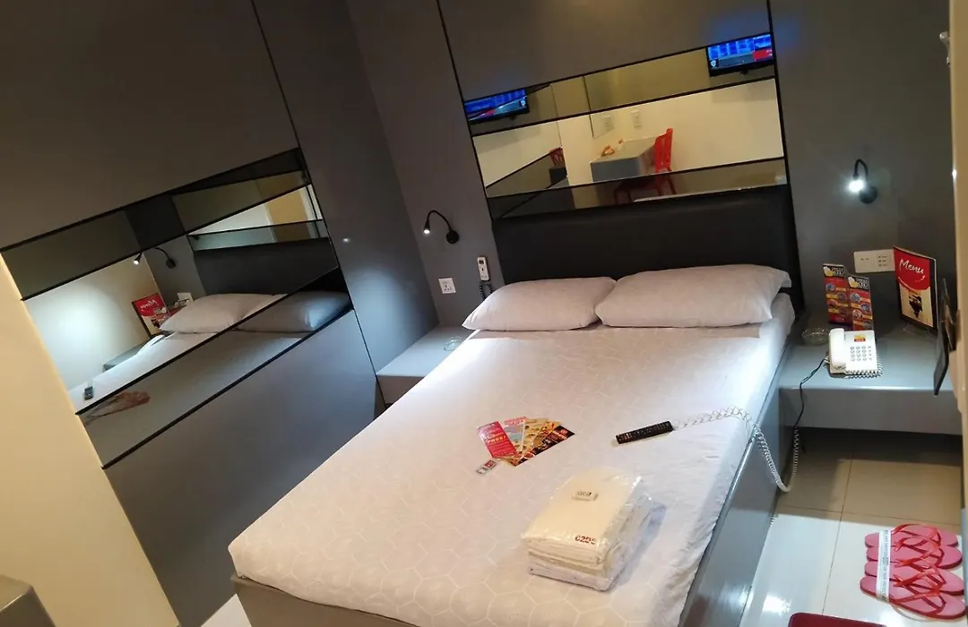 Hotel Sogo Avenida-1