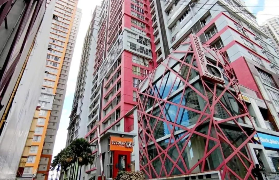 Sunshine 100 City Plaza-1