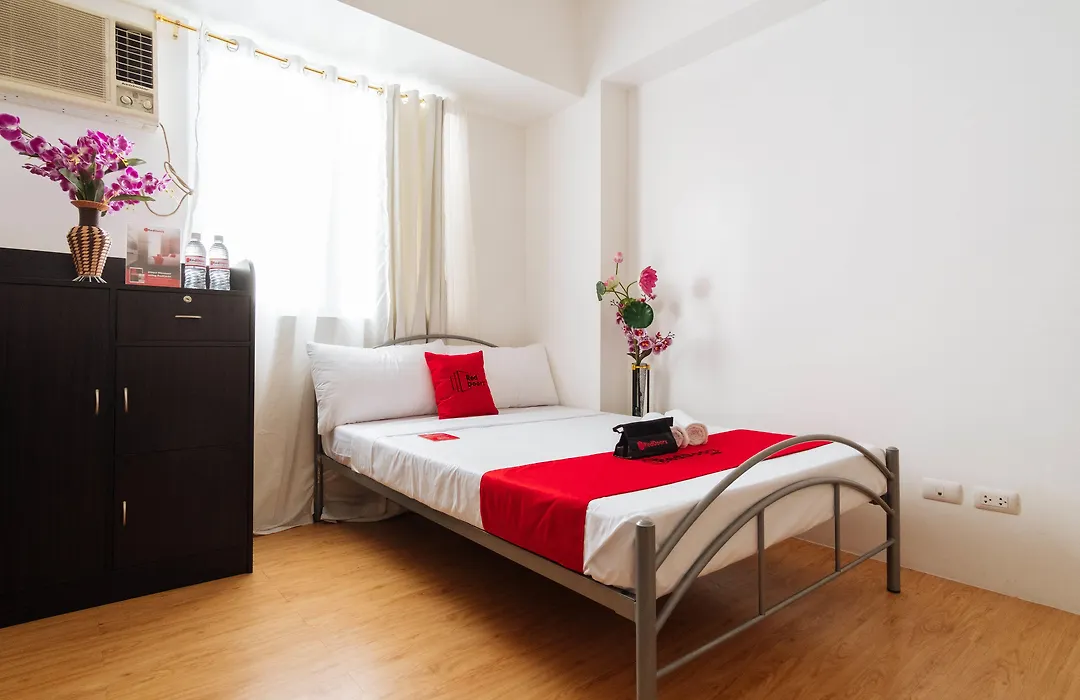 Reddoorz Premium @ Amaia Skies Avenida-1