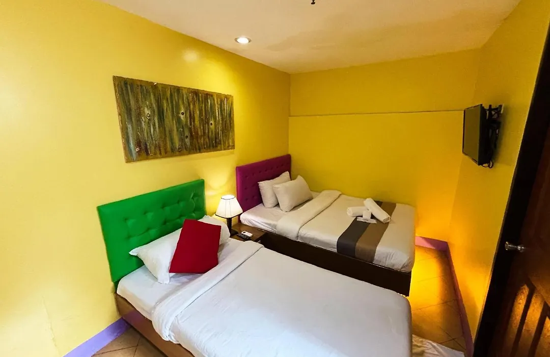 Comfy Inn Mabini Manila-1