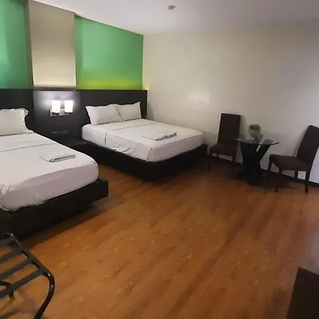 Lorenzzo Suites Hotel Makati-3