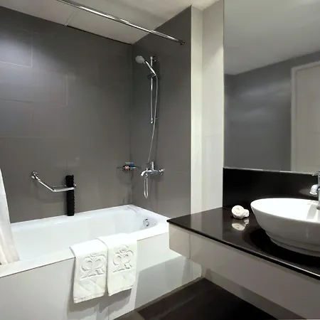Rothman Hotel-2