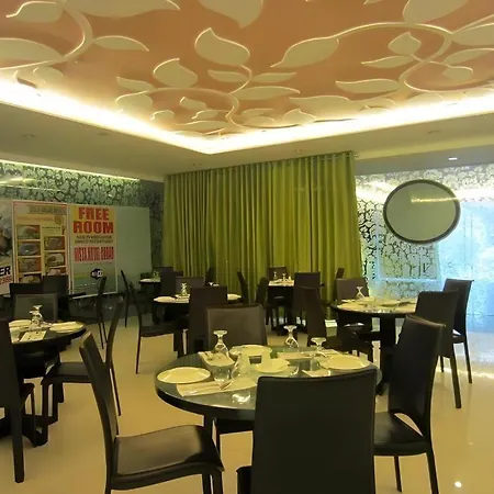 Vista Hotel Cubao-2