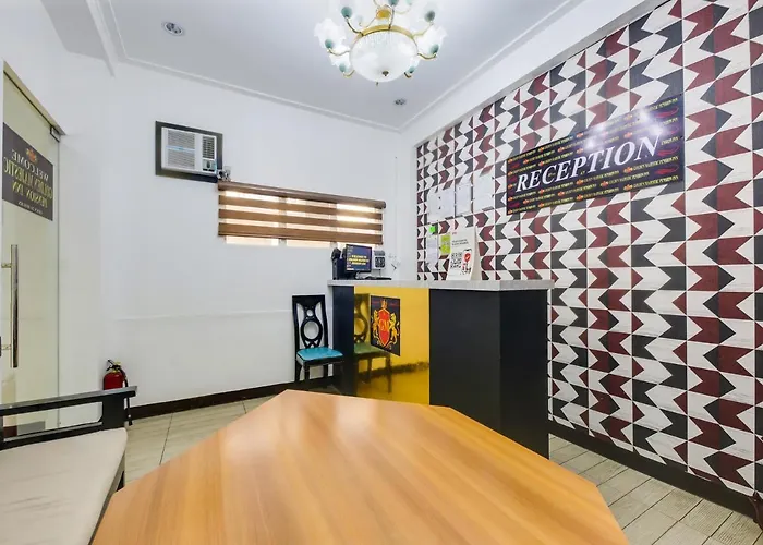 Huisdiervriedelijke Oyo 895 Golden Majestic Pension Inn Manilla