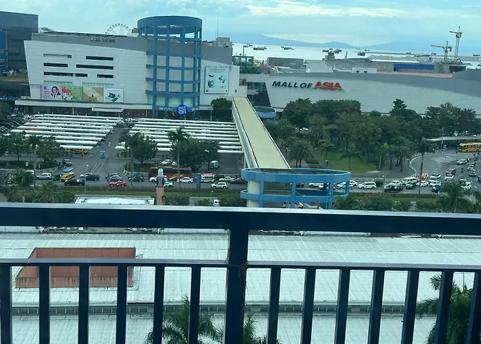 Anna'S Place At Sea Residences Manila