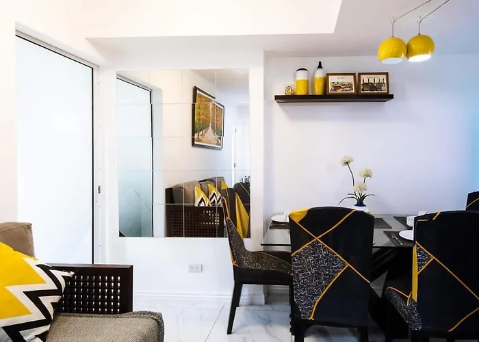 Azure Urban Resort By 4J'S Manila