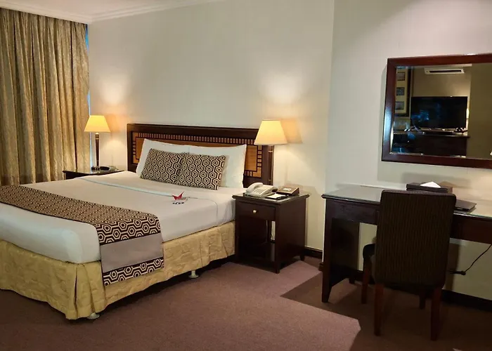 Herald Suites Solana Makati City
