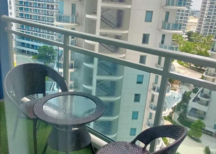 Azure Urban Resort With Wifi And Netflix Pasay