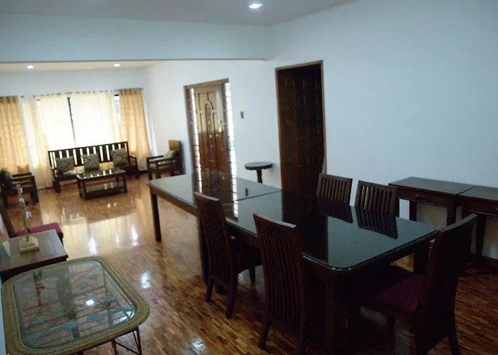 Casa Amiga Dos Villa Manila
