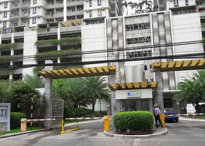 Sally'S Place At La Verti Residences Manila